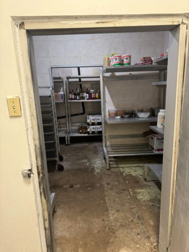 Walk-In Cooler